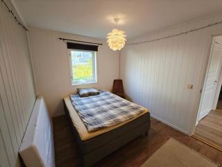 Quaint home at Kvaløya, Tromsø - 2