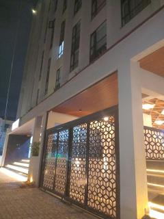 Philip's apartment - 4