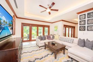 Casa Luna 15 - Gated Seaside Village with Shared Pool, Jacquzi, & Beach Cove - George Town - 6