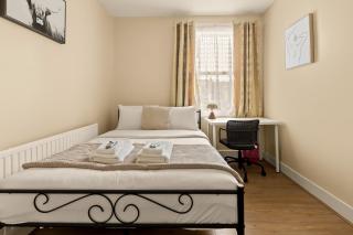 New! Modern 5BR House by Lloyd Park in Walthamstow - 5