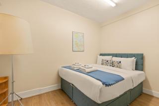 New! Modern 5BR House by Lloyd Park in Walthamstow - 4