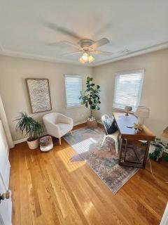 Three Bedroom Home in Long Beach - 7
