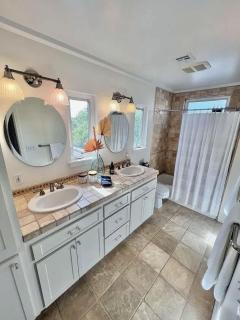 Three Bedroom Home in Long Beach - 5