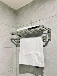 Leshwa House One, Othaya Rd, Nairobi one bedroom - 5