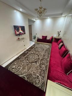 2BR w Balcony in Gueliz 2 Bedroom Apartment with Balcony in Gueliz - Marrakech - 0