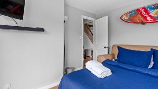 Newport Beach House with Huge Yard - 7