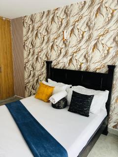 Queens Apartment - 2