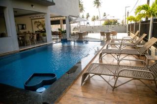 Apto com Piscina e Salao de Jogos a 100m da praia - 0