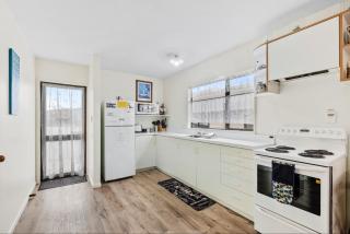 11b Leamington Street - 8