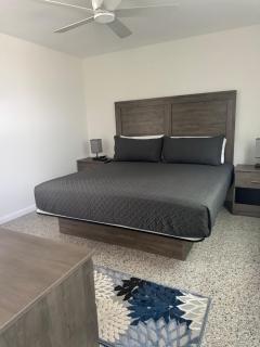 EBBTIDE INN - 8