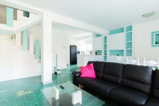 VILLA LILLA Beachfront - Sea View with Parking and Private Garden - 1