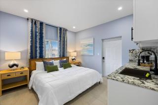 Luxury 4BR Retreat | Pool • Kitchen - 3