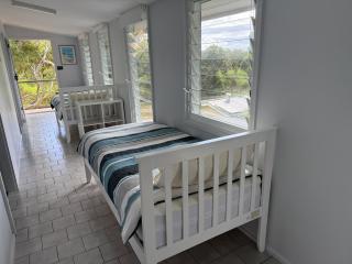 Dig's In The Valley - 1