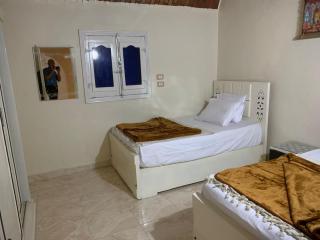 Golden Nubian House - 1