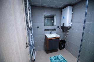 19th Floor Piano Fitness and Spa Remote Work Apartment - 2