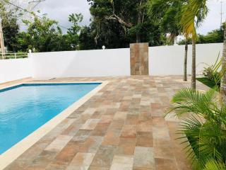 apartamento con piscina - 3