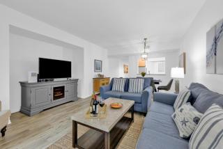 138 Shorewood - 8