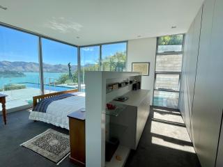 Executive Home with Stunning Harbour views - 3