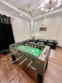 Suite 007 2BR Central ISB Foosball & Dining in F-11 - 9