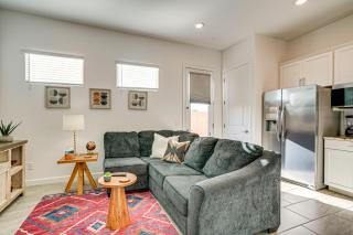 Mtn Views and Private Hot Tub Buckeye Getaway - 4