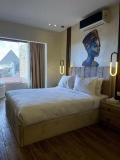 Enigma Pyramids View Inn - 5