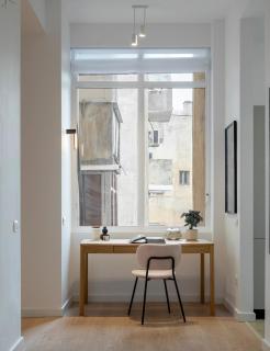 Universitatii Designer 3BR Apartment - Grand Windows High Ceilings & Central Balcony Views - 4