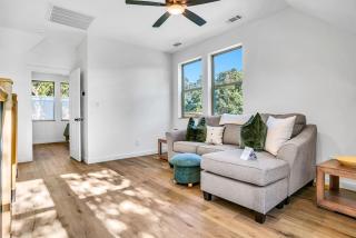 Flint Palestine Lakefront Retreat Firepit BBQ - 4