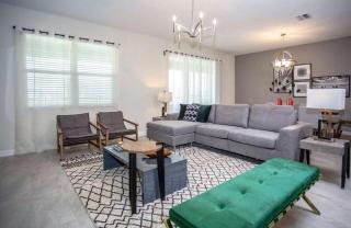 9 Bedroom Family Villa Lux Star Wars Game Room - 9