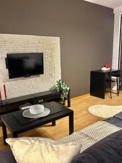Modern Apartament in Kraków's Urban District - 5