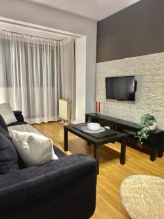 Modern Apartament in Kraków's Urban District - 1