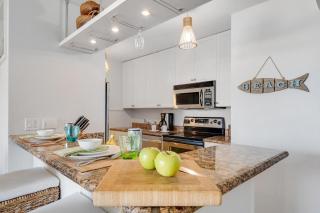 Kaanapali Shores 725 · KS 725 2BD in BeachFront Resort w Ocean V - 8