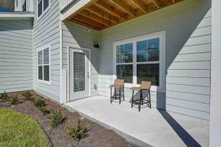 PrimRose steps to Pool, Gym Nr NAS JX, Dtwn, I295 - 4