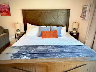 Modern Mountain Studio in the Heart of Park City - 4