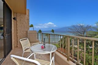 Paki Maui 424 · PM424 BeachFront 2BD w Ocean View - 6
