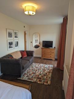 The Three Horseshoes - 4