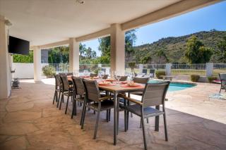 The Nineteenth Hole - 5