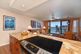 Kaleialoha 309 · KA 309 Oceanfront Condo AC Ocean Views Heated P - Kahana - 3