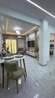 Апартаменты с дизайнерским ремонтом до моря 10минут с видом на горы и закат - 3