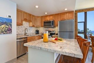 Maui Kai 601 · MK 601 Remodeled Oceanfront Condo w AC Pool - 7