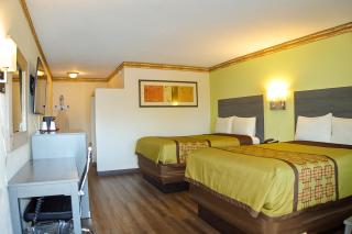 Rodeway Inn Albuquerque Downtown on Rt 66 - 8