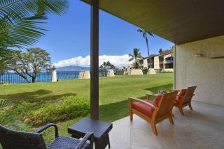 Napili Point B44 · NP B44 Remodeled OceanFront Winter Getaway - 3
