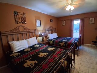 Hill Country Lodge and Mini Storages - 3