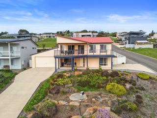 Baywatch - 8 James Drive, Carrickalinga - 9