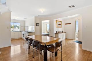 Baywatch - 8 James Drive, Carrickalinga - 6