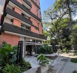 Akela Park Hotel - 3