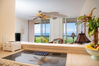 Kulakane 105 · KK105 Sunsets Ocean Views Oceanfront in West Maui - 1
