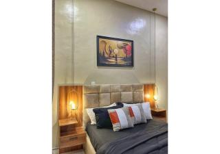 Zeeshortlet Apartment - 4