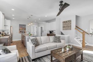 Spacious Nashville Home Close to Belmont Rooftop - 9