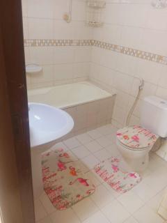 Beautiful 2-Bedroom Apartment with Balcony - 0