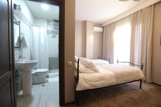 Golden Nugget Tbilisi - Tbilisi - 2